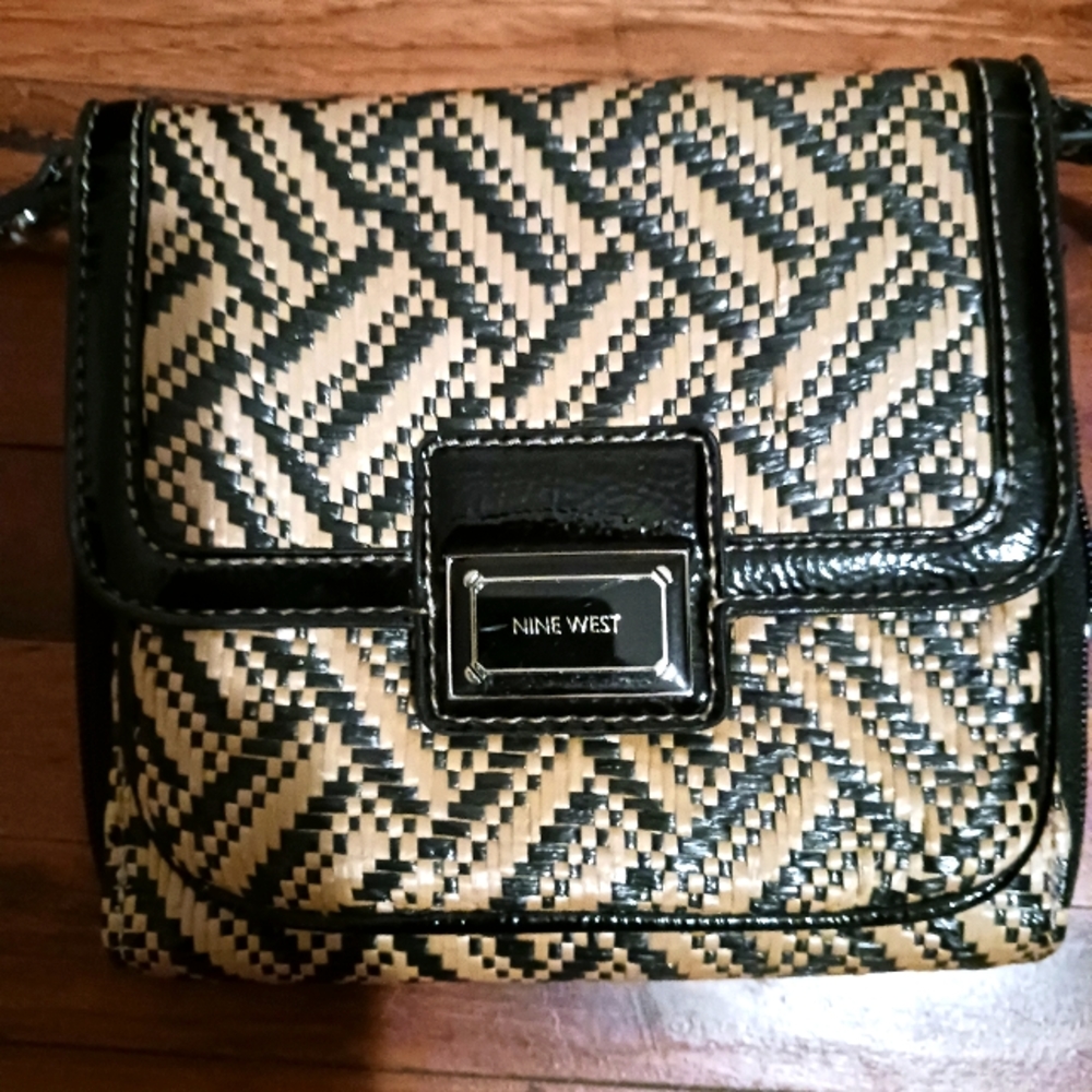 Nine west woman's hand bag